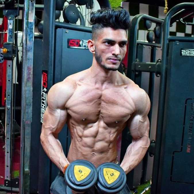 Celebrity Vijay Vats - Tring India