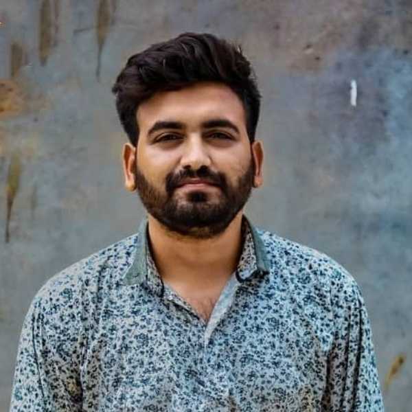 Celebrity Suresh Sharma - Tring India