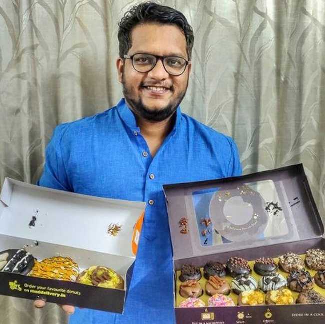 Celebrity Shripad Marathe - Tring India