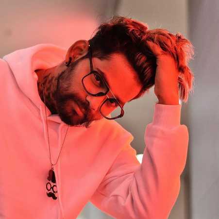 Celebrity Mahesh Chavan - Tring India