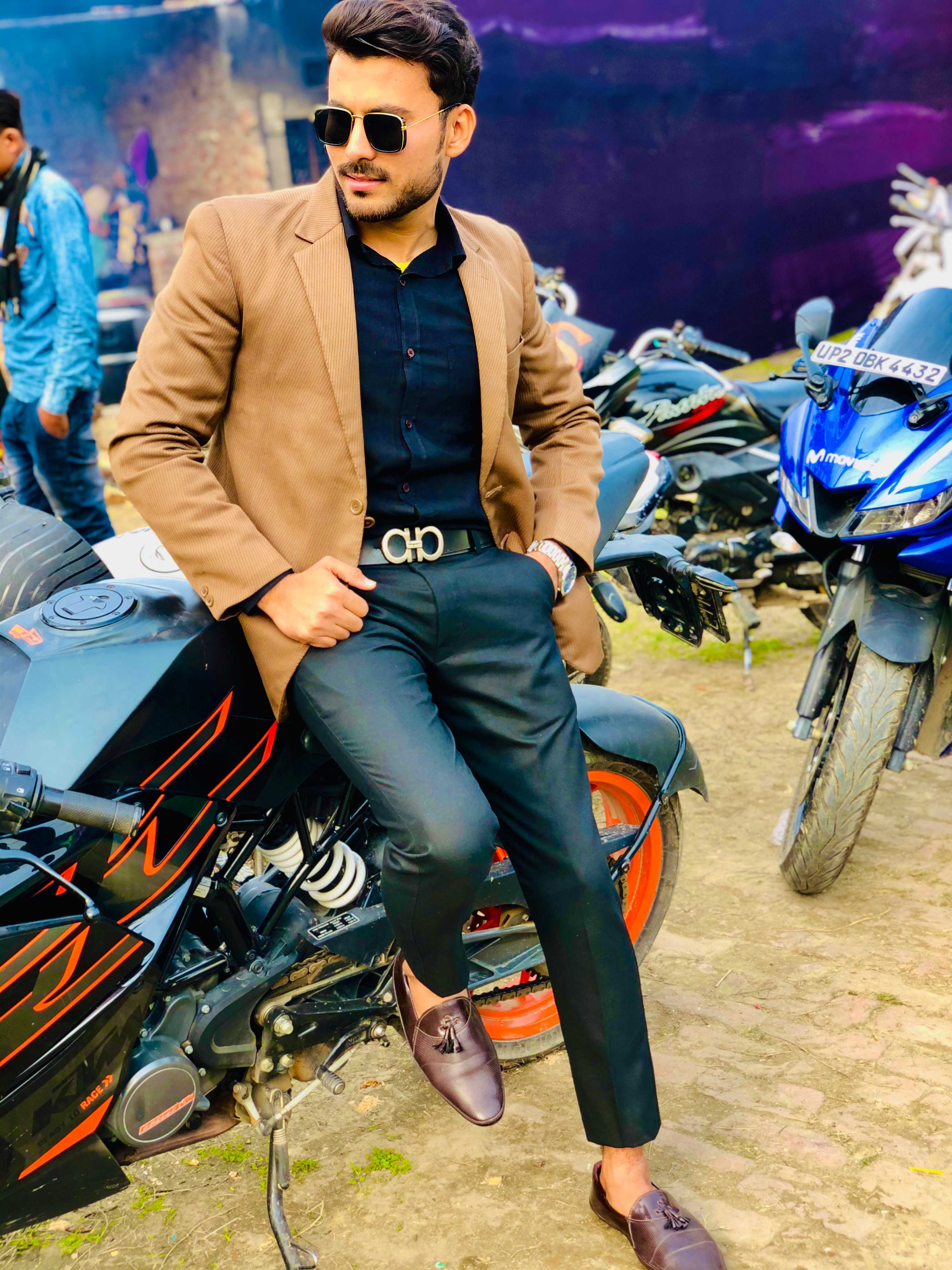 Celebrity Rehan King - Tring India