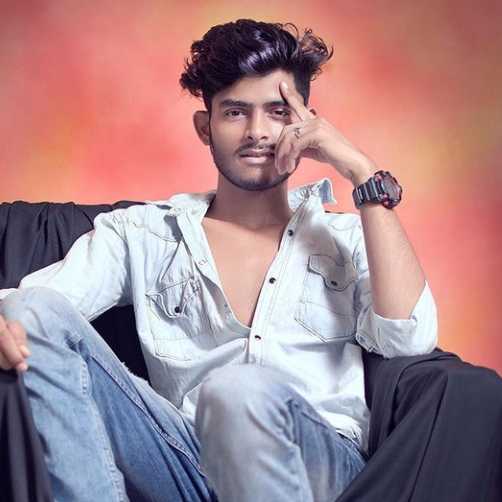 Celebrity Praveen Pandey - Tring India