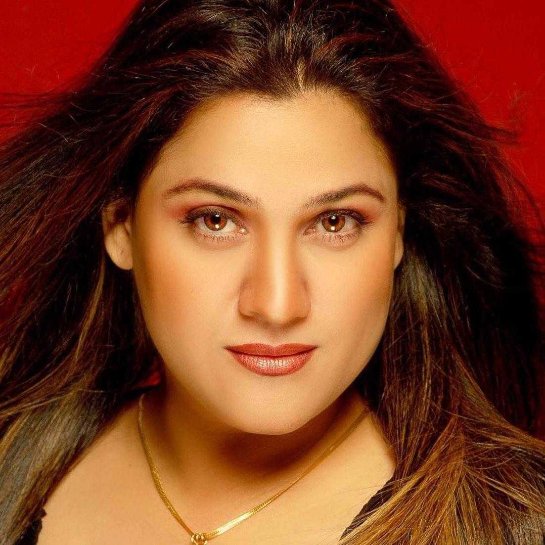 Celebrity Sargam Khan- Tring India