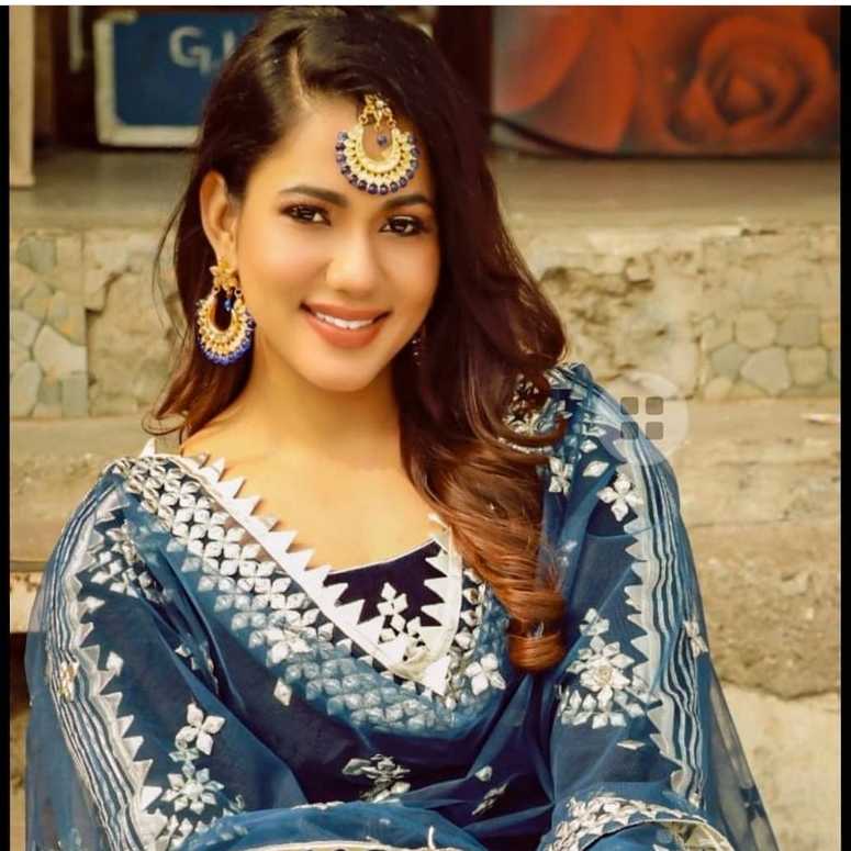 Celebrity Twinkle Vasisht - Tring India