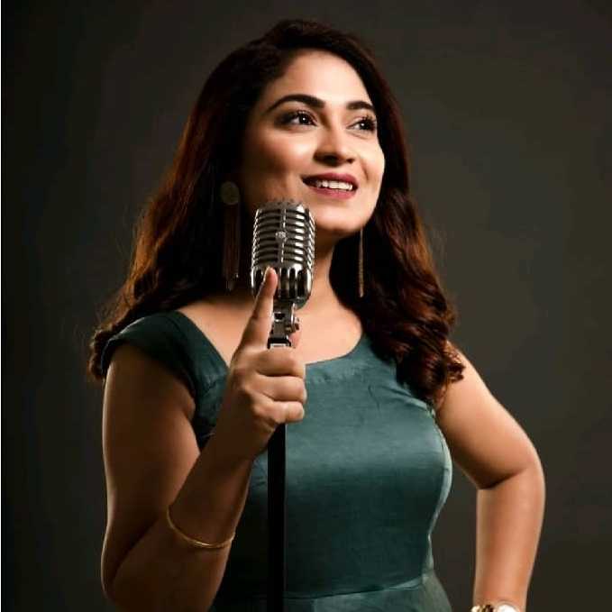 Celebrity Supriya Joshi - Tring India