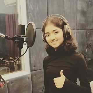 Celebrity Asha Bhat - Tring India