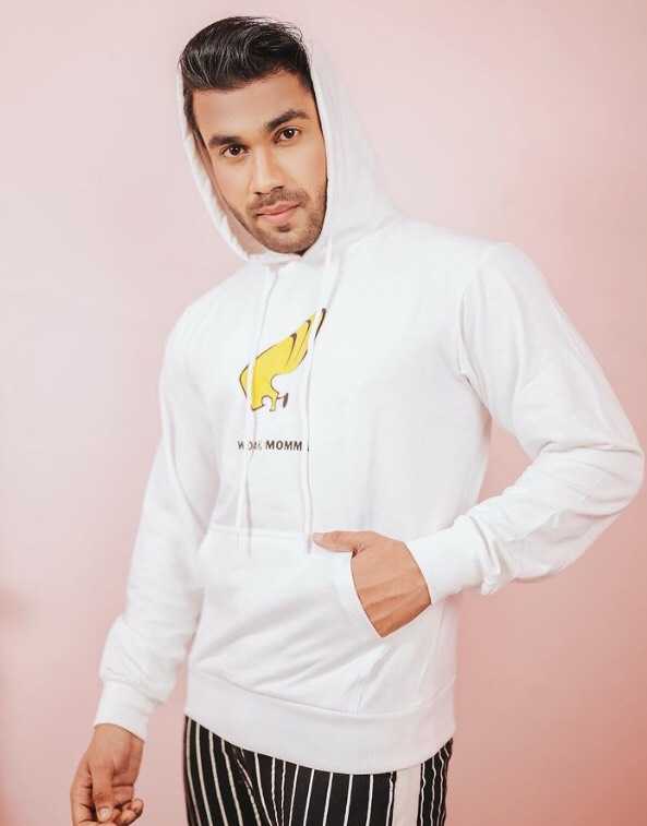 Celebrity Sayan Bakshi - Tring India