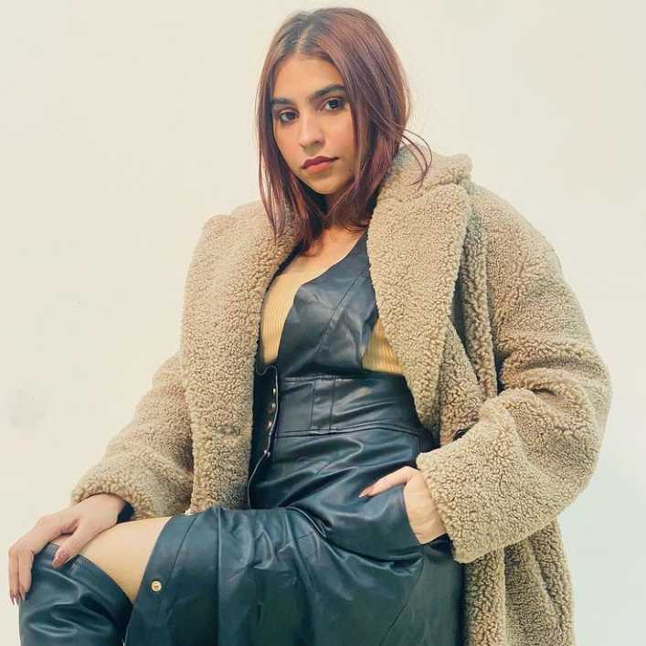 Celebrity Pria Beniwal - Tring India