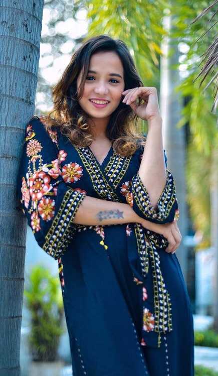 Celebrity Suman Kothari - Tring India