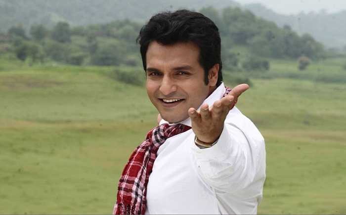 Celebrity Vinay Anand - Tring India