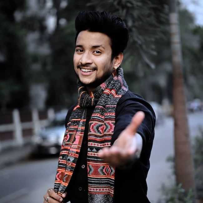 Celebrity Suraj Bhargav - Tring India