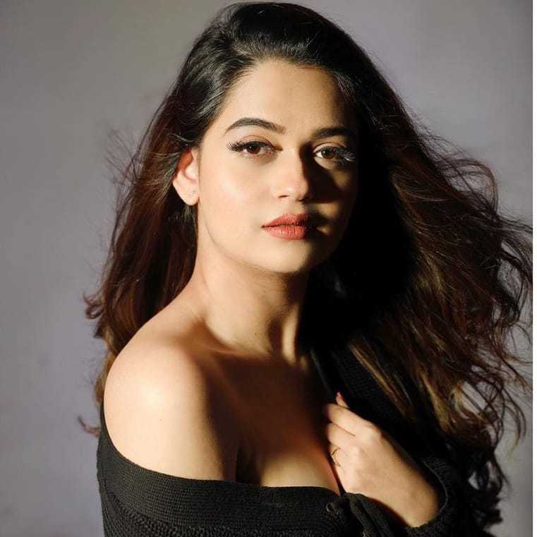 Celebrity Vaishnavi Rao - Tring India