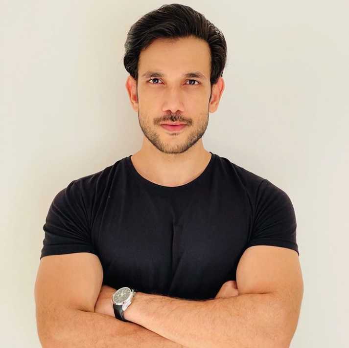 Celebrity Amitt Singh - Tring India