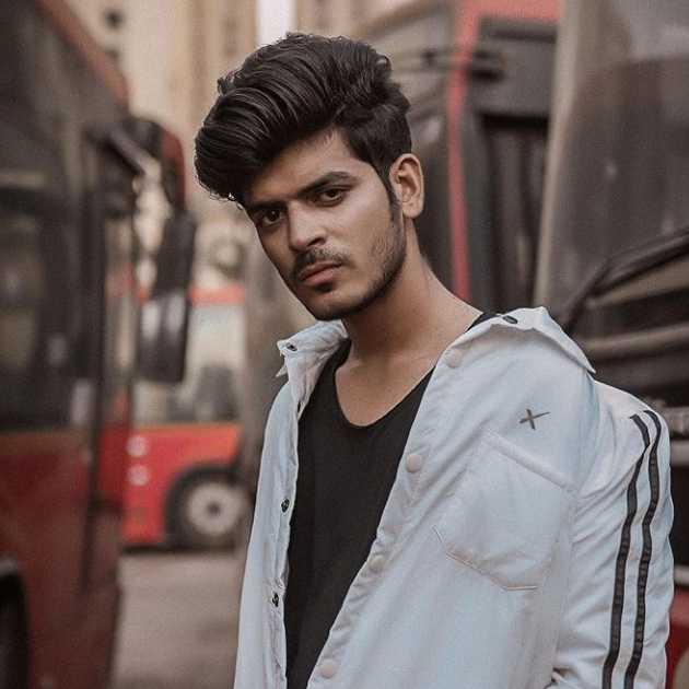 Celebrity Crown J - Tring India