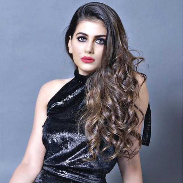 Celebrity Shezali Sharma - Tring India