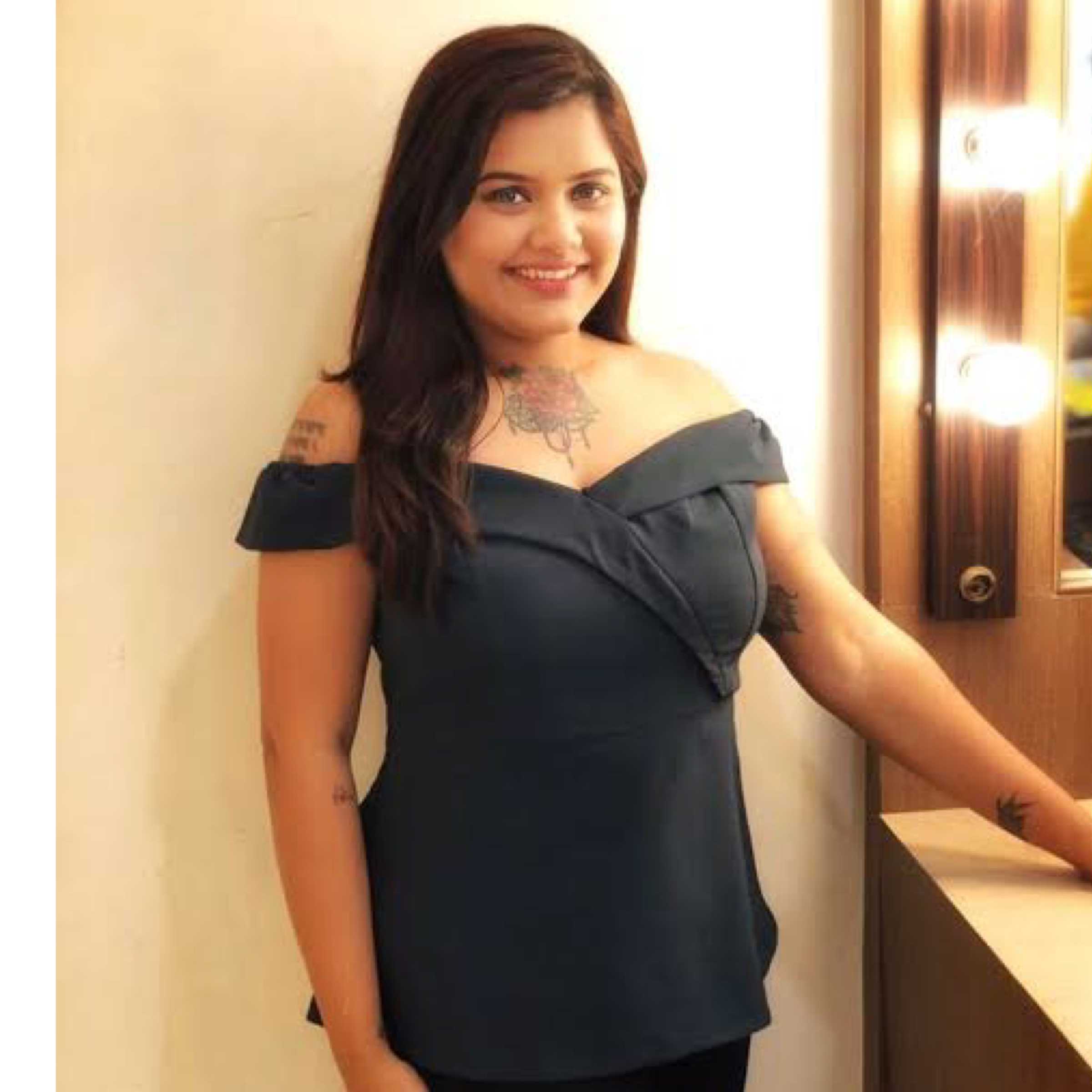 Celebrity Smrutisree Singh - Tring India