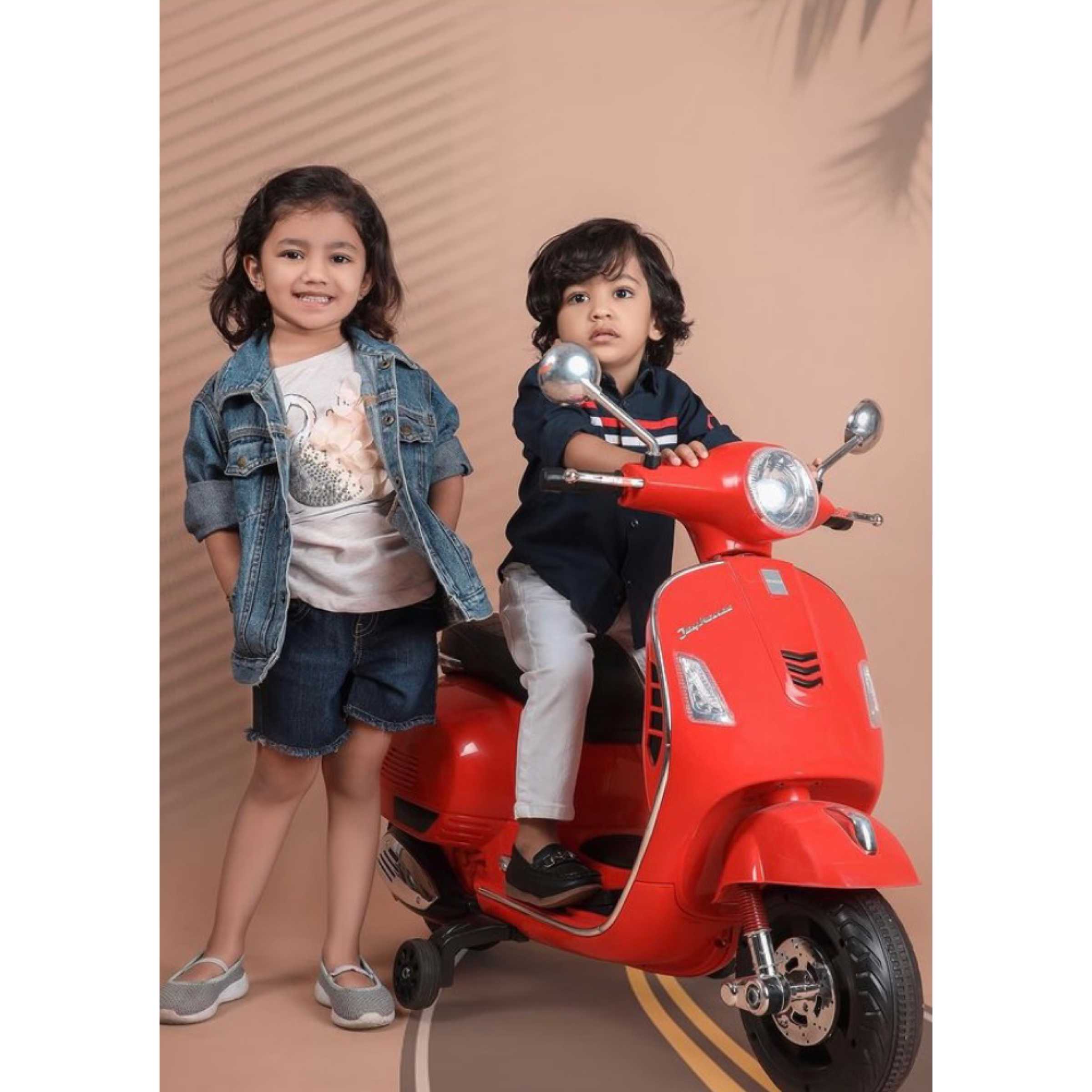 Celebrity Anaya & Ayaan Dhaduk - Tring India