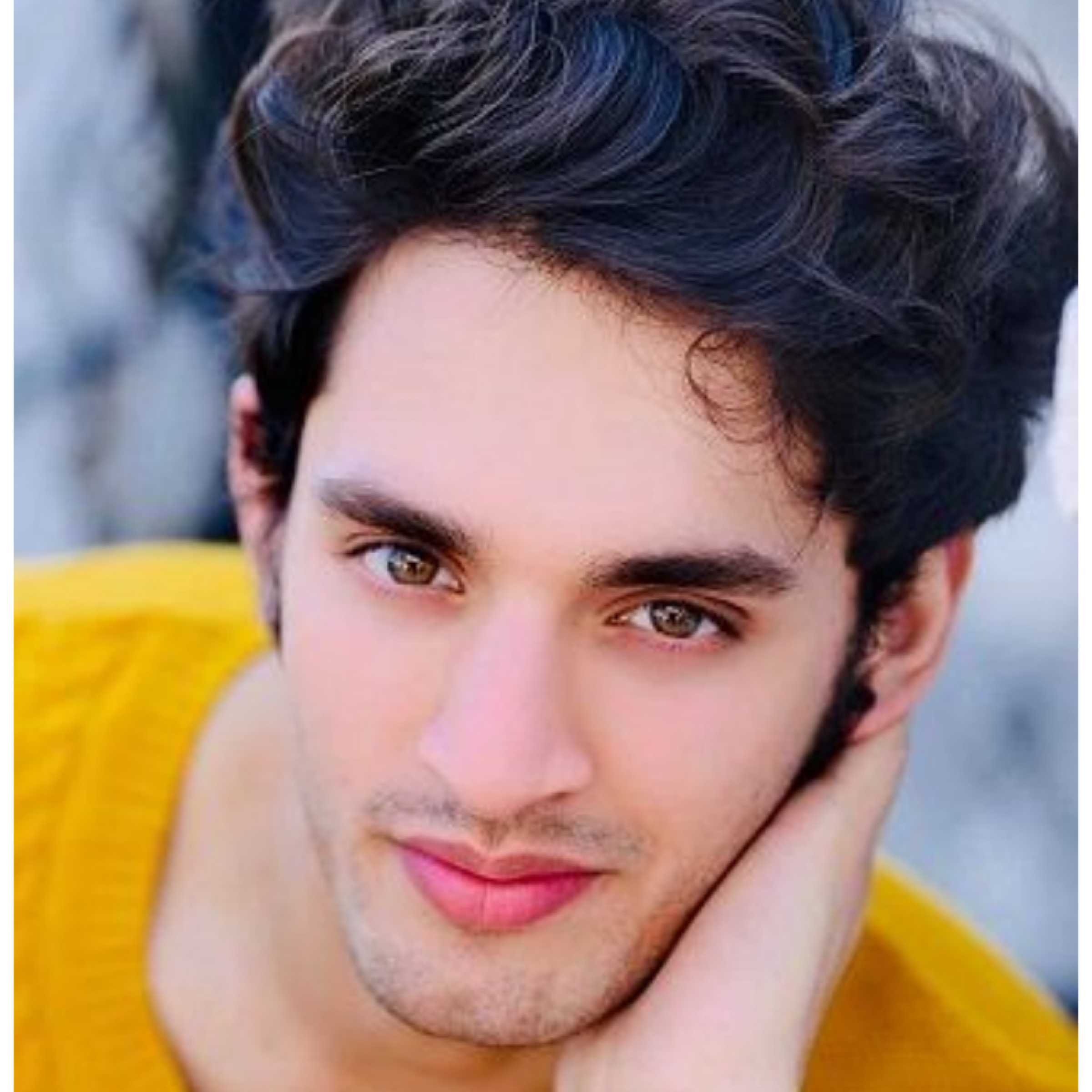 Celebrity Samarthya Gupta - Tring India