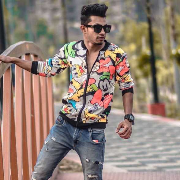 Celebrity Ahad - Tring India