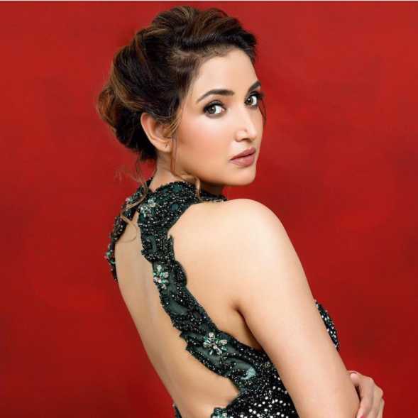 Celebrity Rupali Bhosle - Tring India