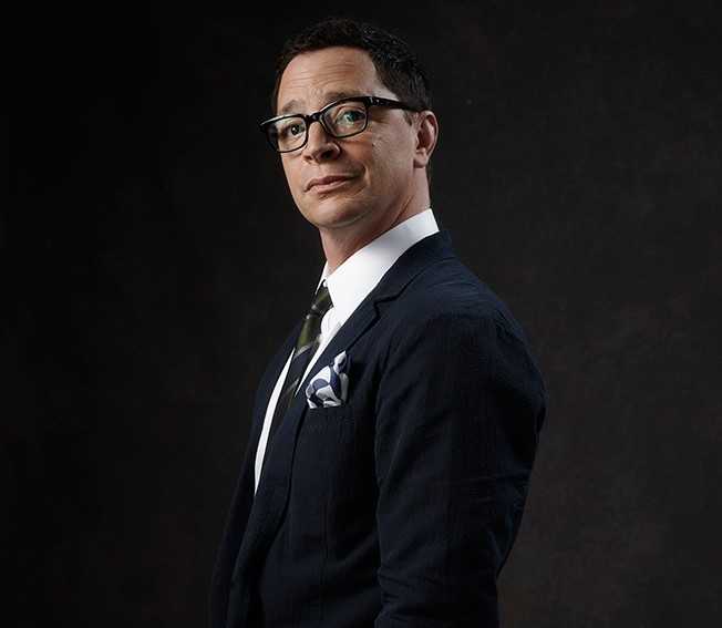 Celebrity Joshua Malina - Tring India