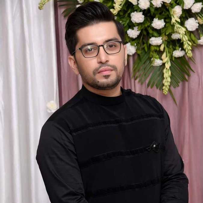 Celebrity Jalak Motiwala - Tring India