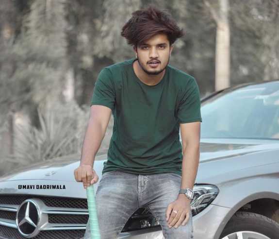 Celebrity Mavi Dadriwala - Tring India