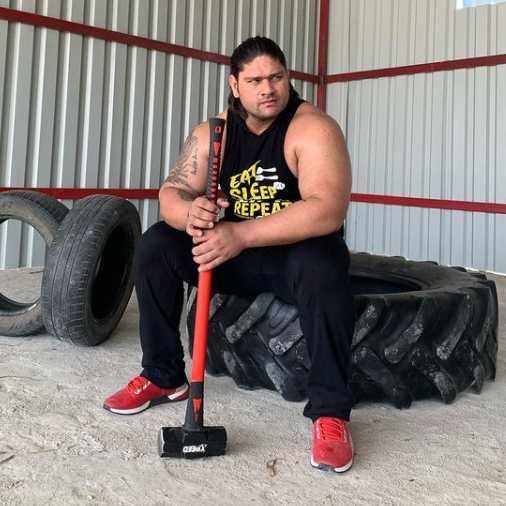 Celebrity Vikram Phogat - Tring India