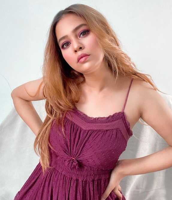 Celebrity Tanu Sharma - Tring India