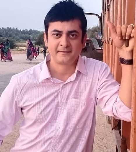 Celebrity Nayan Shukla - Tring India