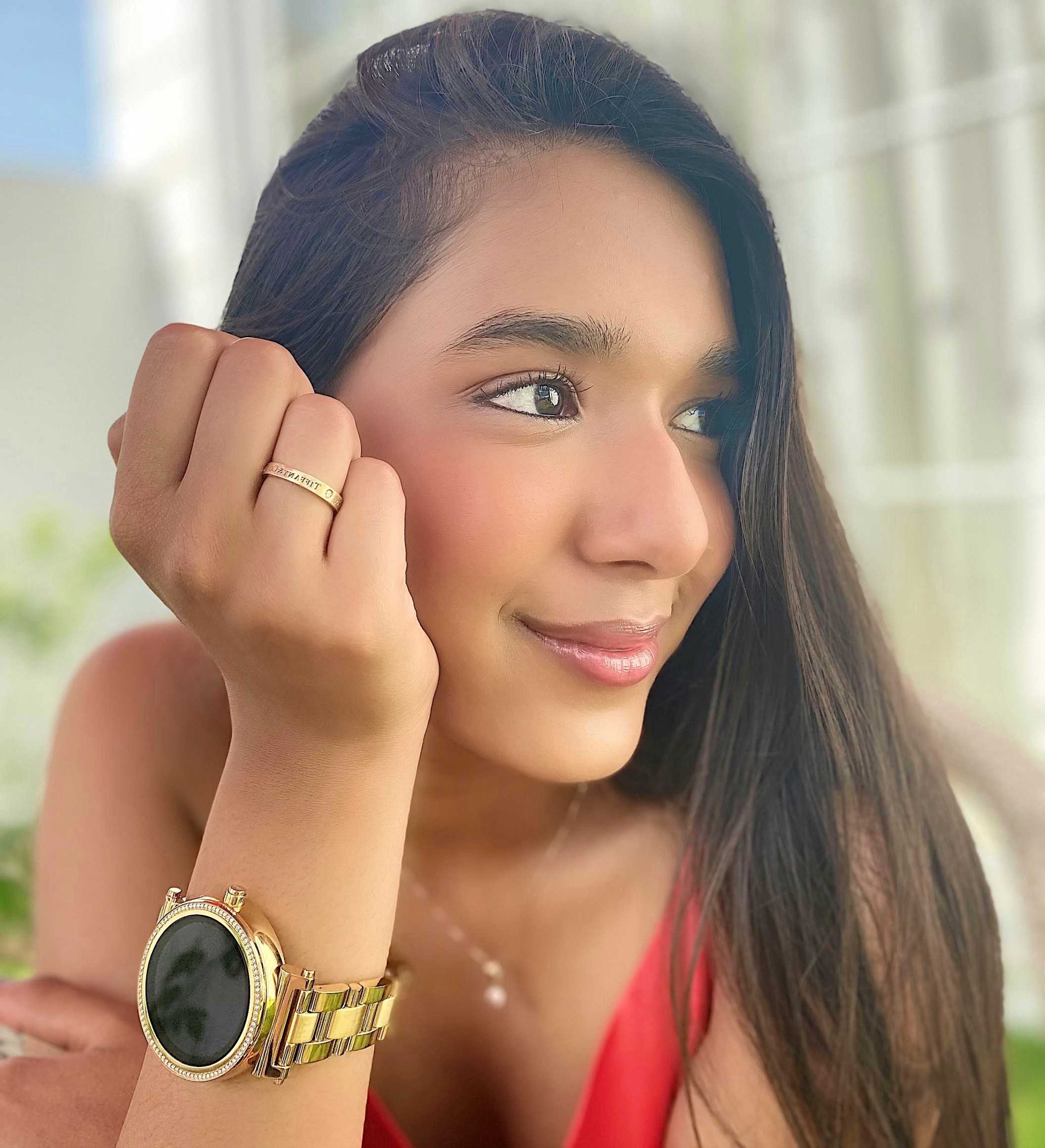 Celebrity Pakkhi Guptaa - Tring India