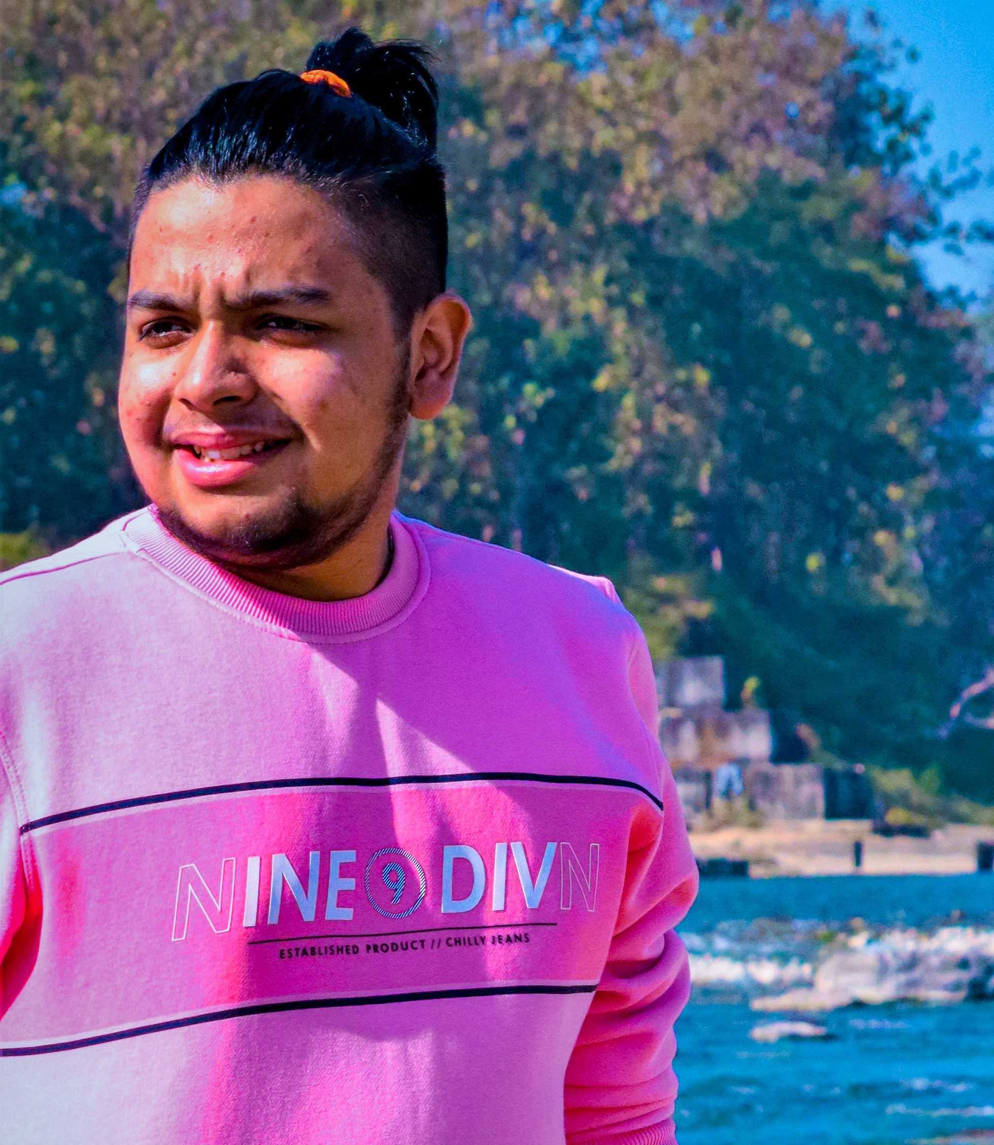 Celebrity Eshaan Nagpal - Tring India