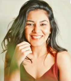 Celebrity Kervi Udani - Tring India