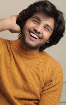 Celebrity Mukesh Choudhary - Tring India