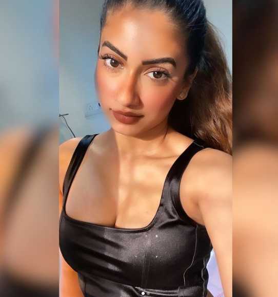 Celebrity Shibani Suvarna - Tring India