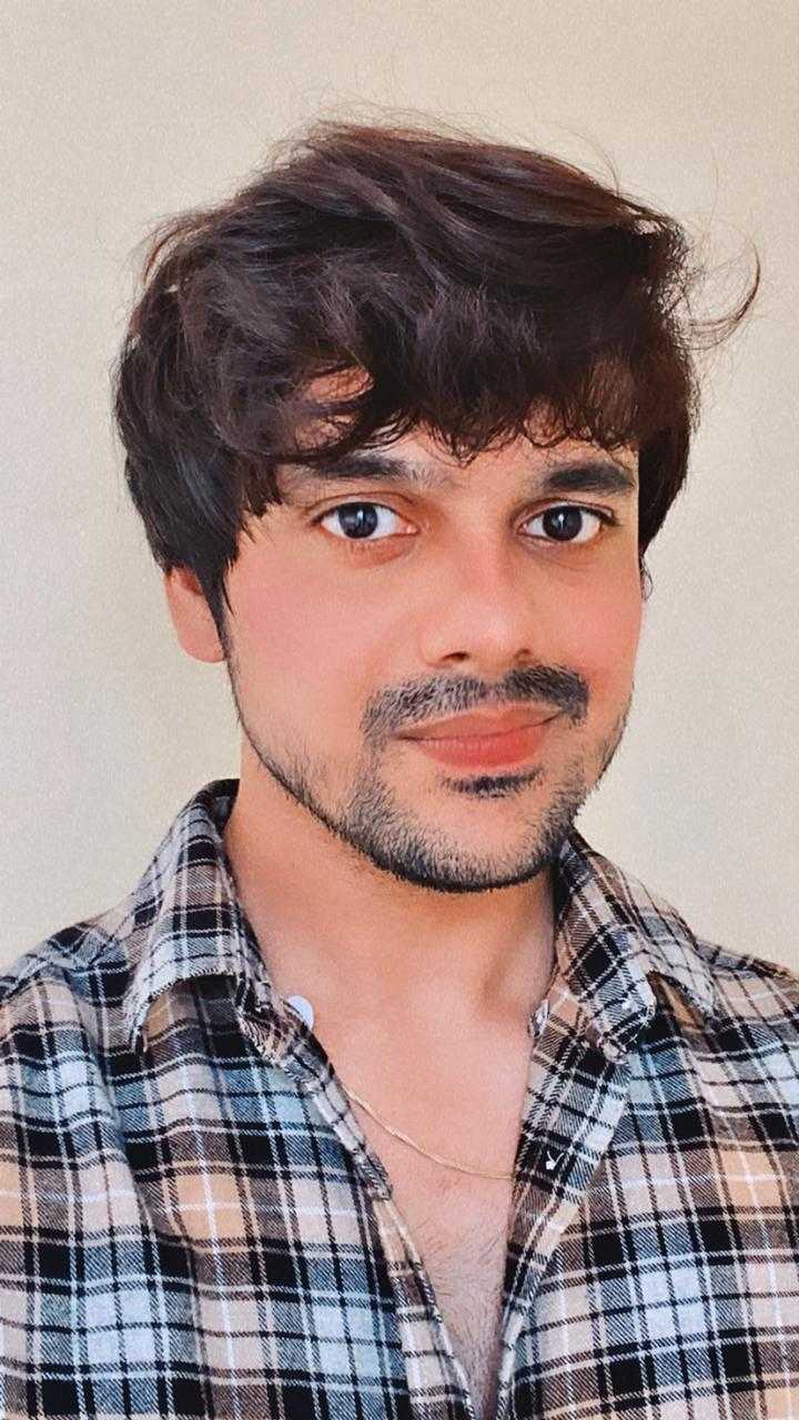 Celebrity Shivam Tyagi - Tring India