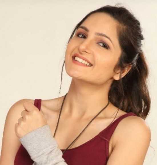 Celebrity Radha Bhatt - Tring India