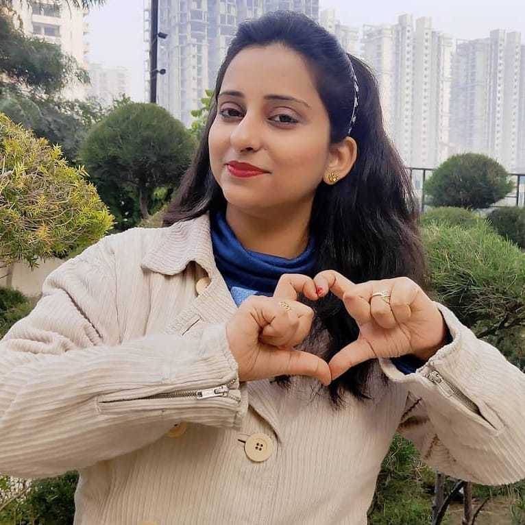 Celebrity Manika - Tring India