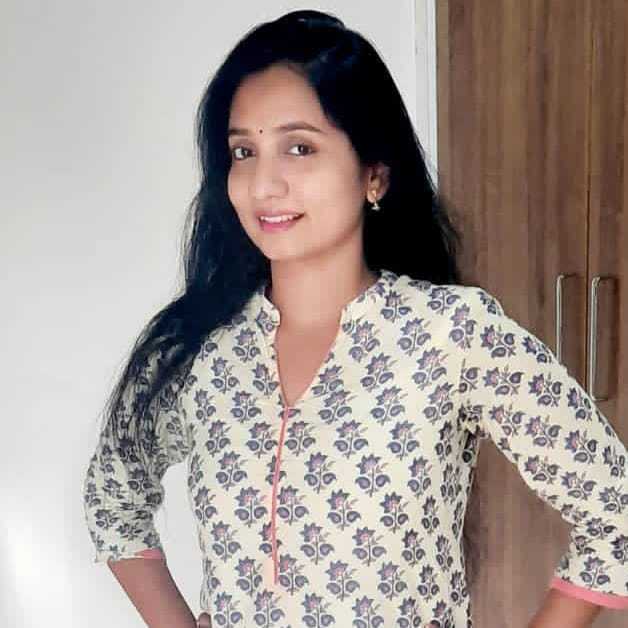 Celebrity Prapti Ajwalia - Tring India