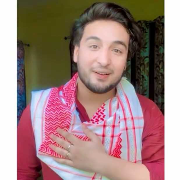 Celebrity Shailab Shaikh - Tring India