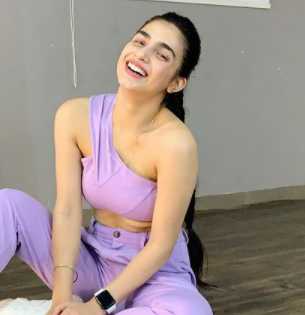 Celebrity Deepali Likhar - Tring India