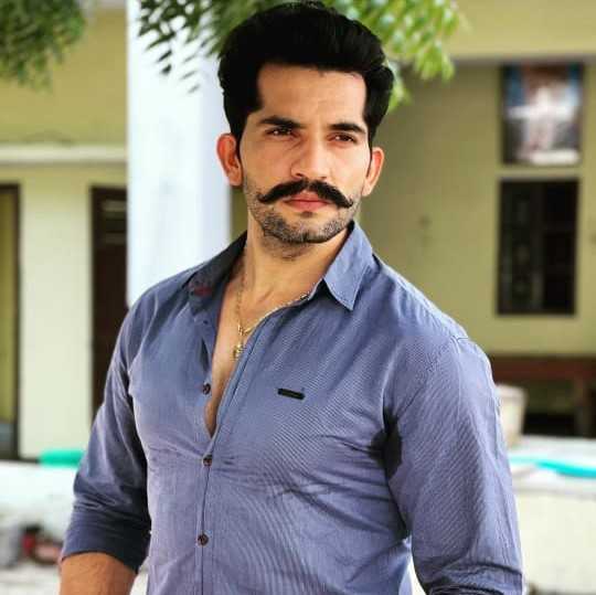 Celebrity Abhilash Chaudhary - Tring India