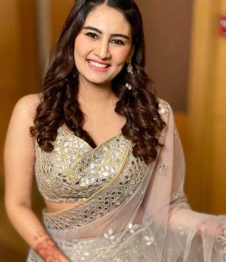 Celebrity Vedika Bhandari - Tring India