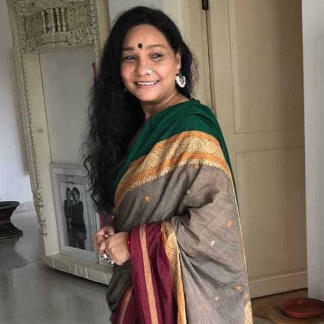 Celebrity Sunita Rajwar - Tring India