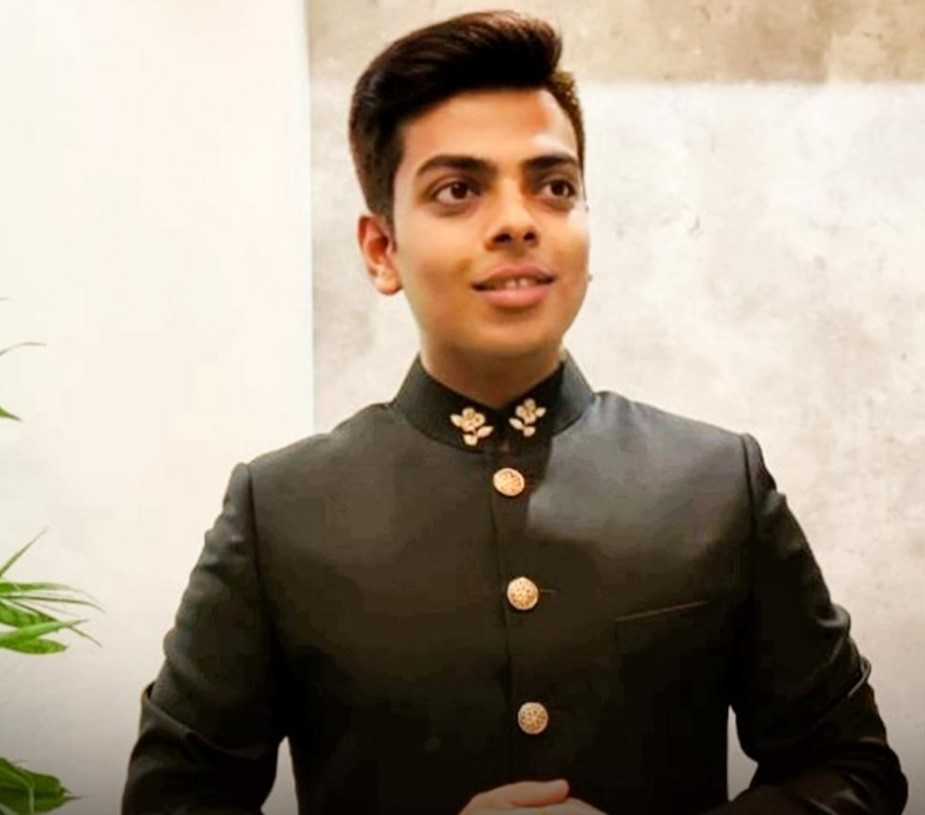 Celebrity Dr. Varun Gupta - Tring India