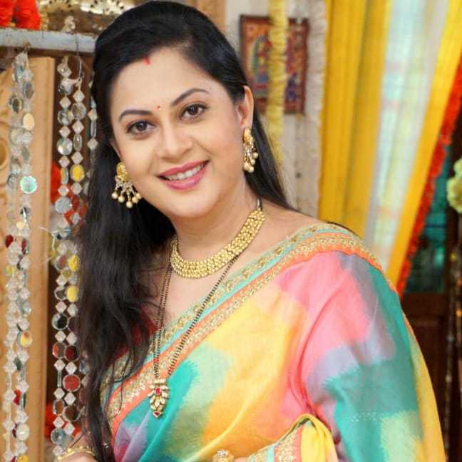 Celebrity Anindita Sinha - Tring India