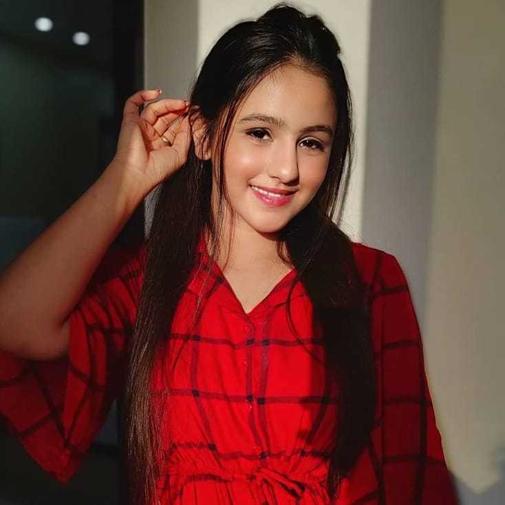 Celebrity Prapti Shukla - Tring India