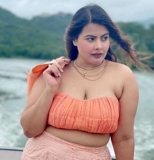 Celebrity Mithila Purohit - Tring India