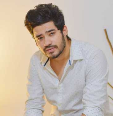 Celebrity Dhruv Bisht- Tring India