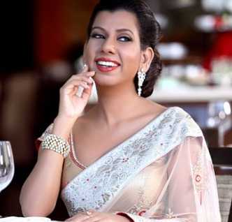Celebrity Shefali Saxena - Tring India